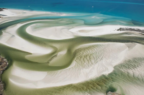 Hill Inlet -  Swirl